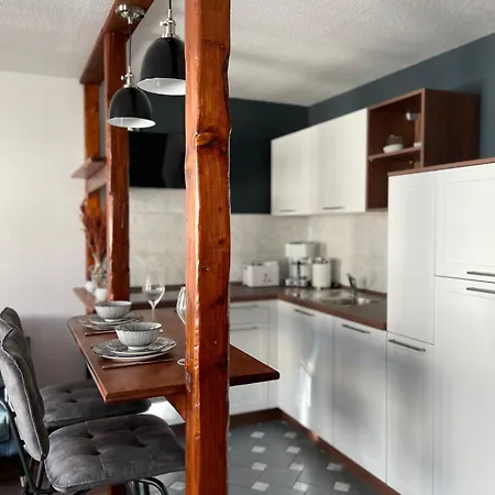 Apartamento Ambiente In Zentraler Lage Schwerin (Mecklenburg-Vorpommern)
